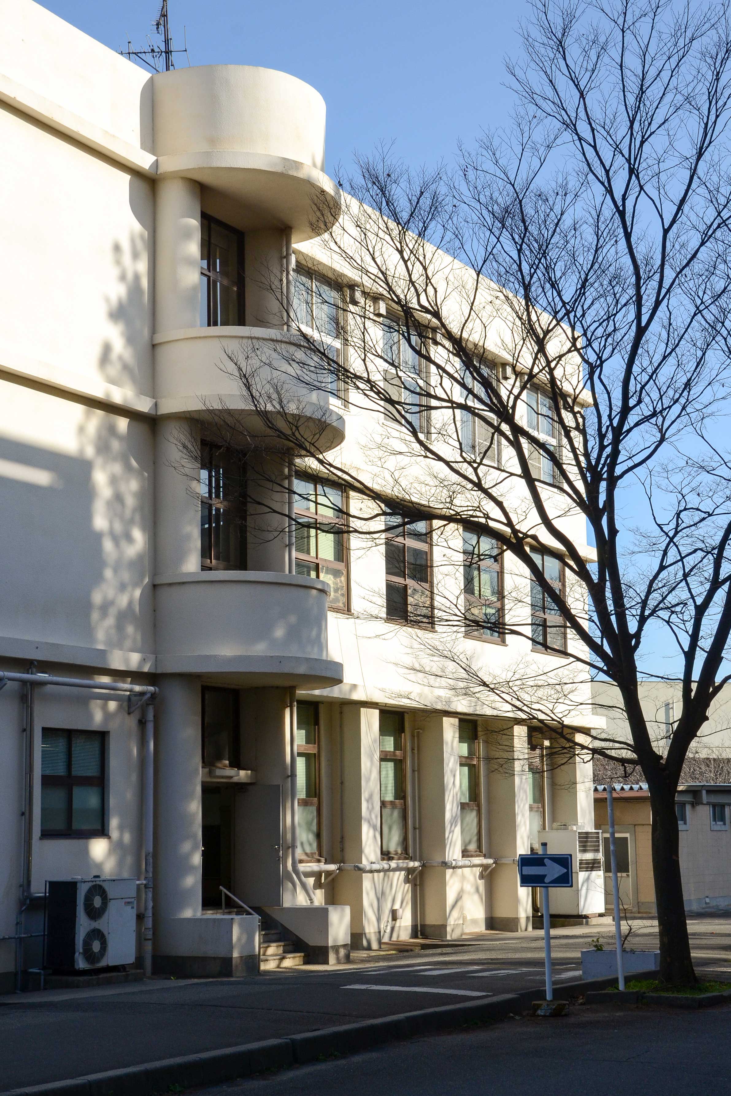 Osaka City University Main Building (Building No. 1) – Osaka 